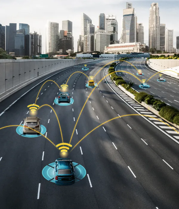 Autonomes Auto, Fahrzeuge auf Straße agieren durch ADAS miteinander