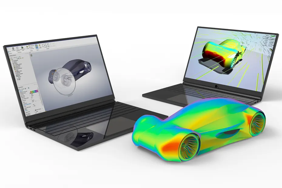 Zwei Laptops zeigen 3D-Modelle eines Autos, während ein physisches Modell im Vordergrund die aerodynamischen Ergebnisse von Systemtests darstellt. Diese Tests überprüfen die Leistung und Funktionalität des Fahrzeugs. Two laptops display 3D models of a car, with a physical model in the foreground showing aerodynamic results from system testing. These tests assess the vehicle's performance and functionality.