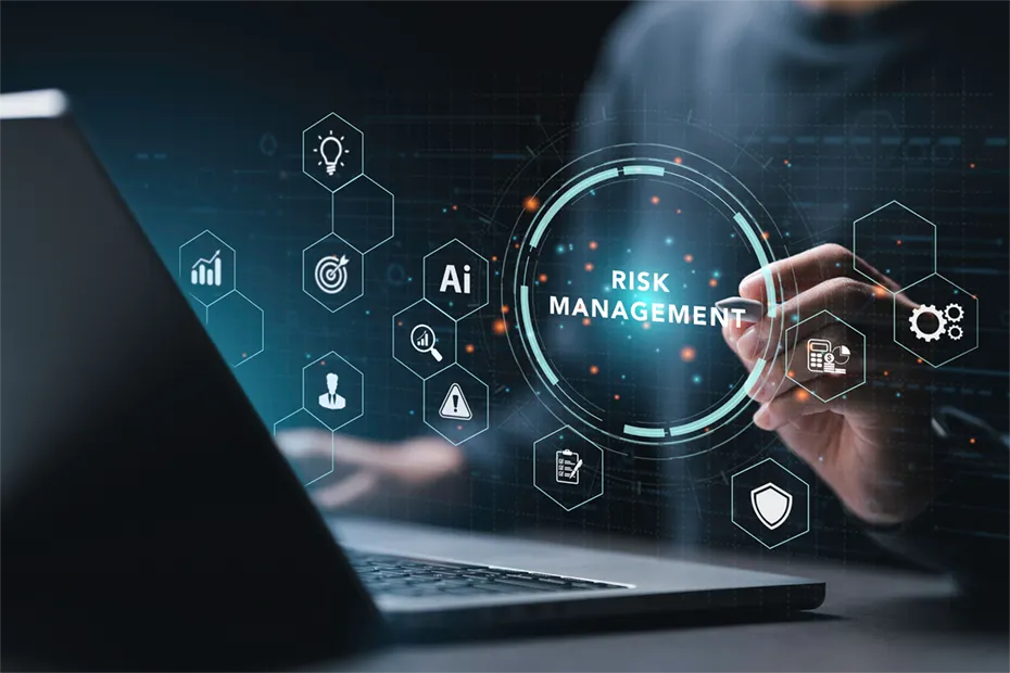 Ein Mensch arbeitet an einem Laptop, während holografische Symbole zu Themen wie Risiko-Management, Künstliche Intelligenz und anderen strategischen Elementen auf einem digitalen Interface erscheinen. Realisierungsplanung und Risikobewertung stehen im Mittelpunkt der dargestellten Prozesse. A person is working on a laptop while holographic icons related to topics like risk management, artificial intelligence, and other strategic elements appear on a digital interface. Implementation planning and risk assessment are central to the processes depicted.